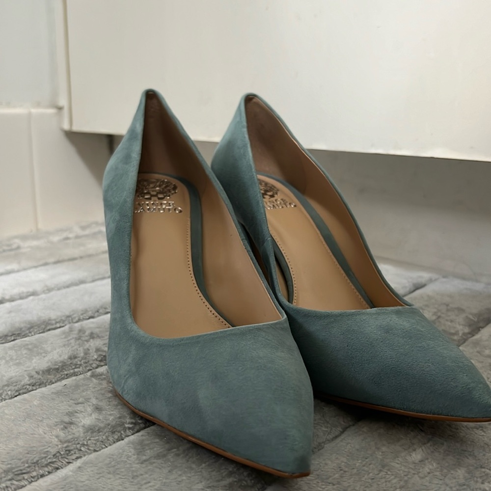 **NEW** Vince Camuto Blue Suede Heels Shoes Size 11